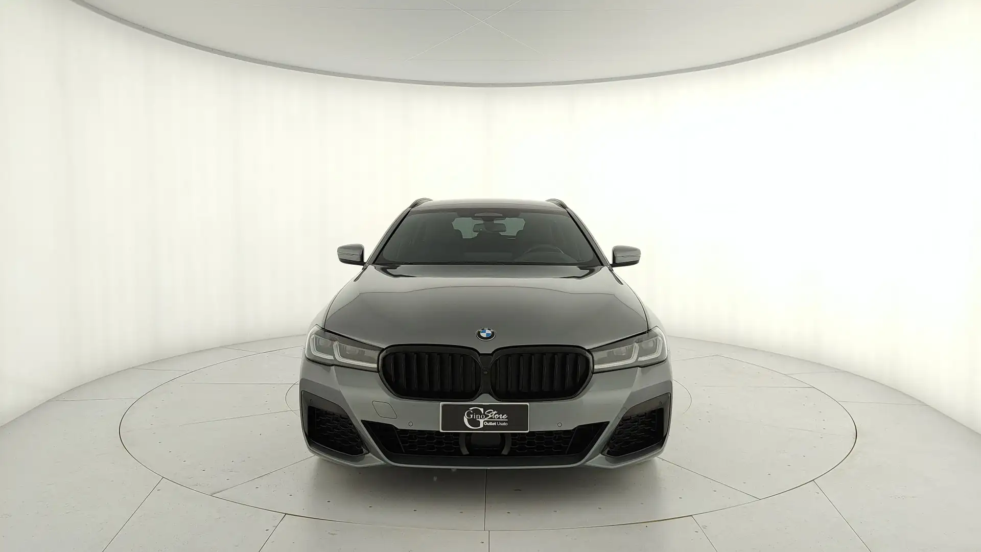 BMW 520 d Touring mhev 48V Msport auto Grau - 2