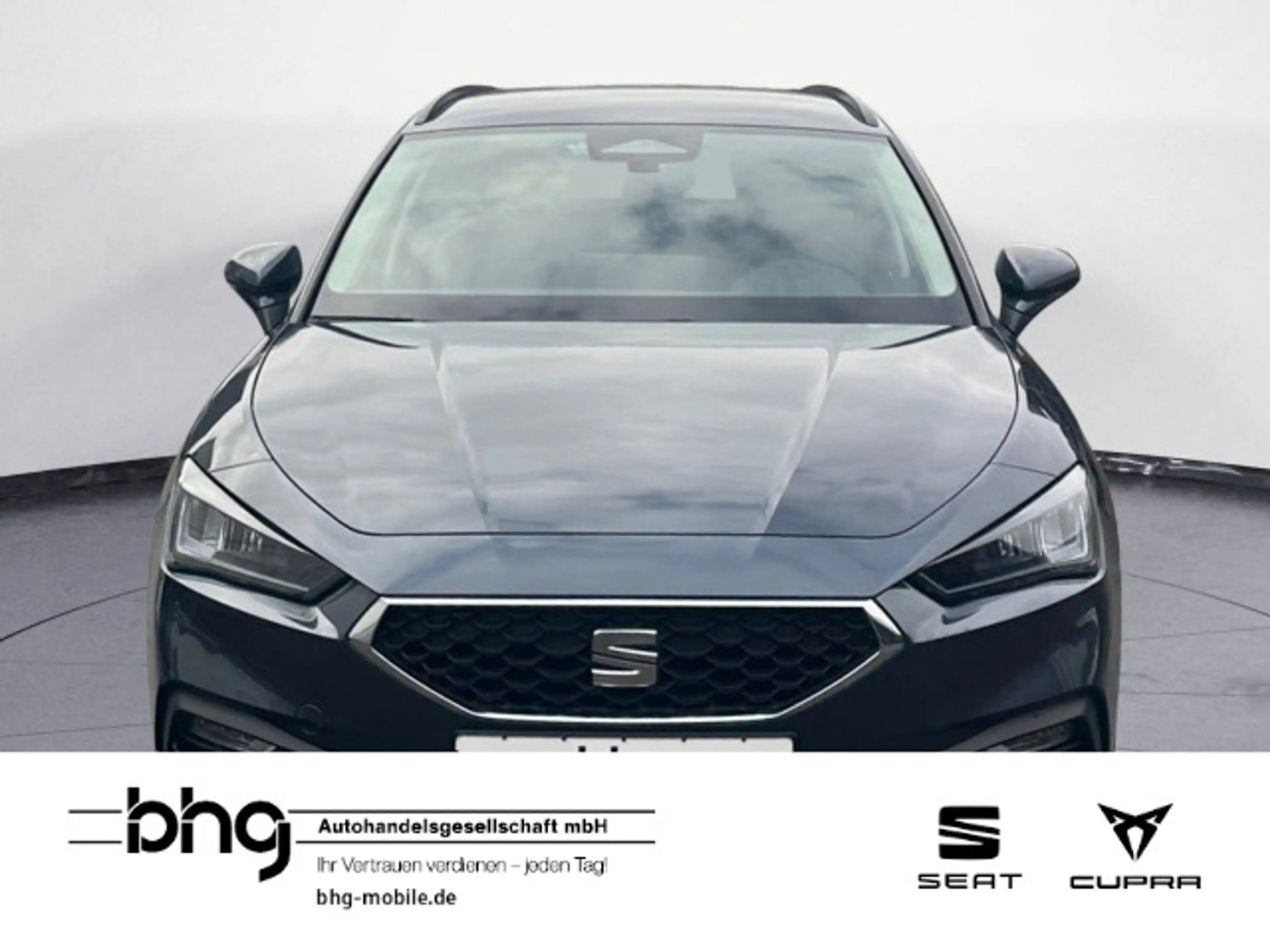 SEAT Leon Sportstourer Road Edition 1.5 eTSI  7-Gang- — photo 2