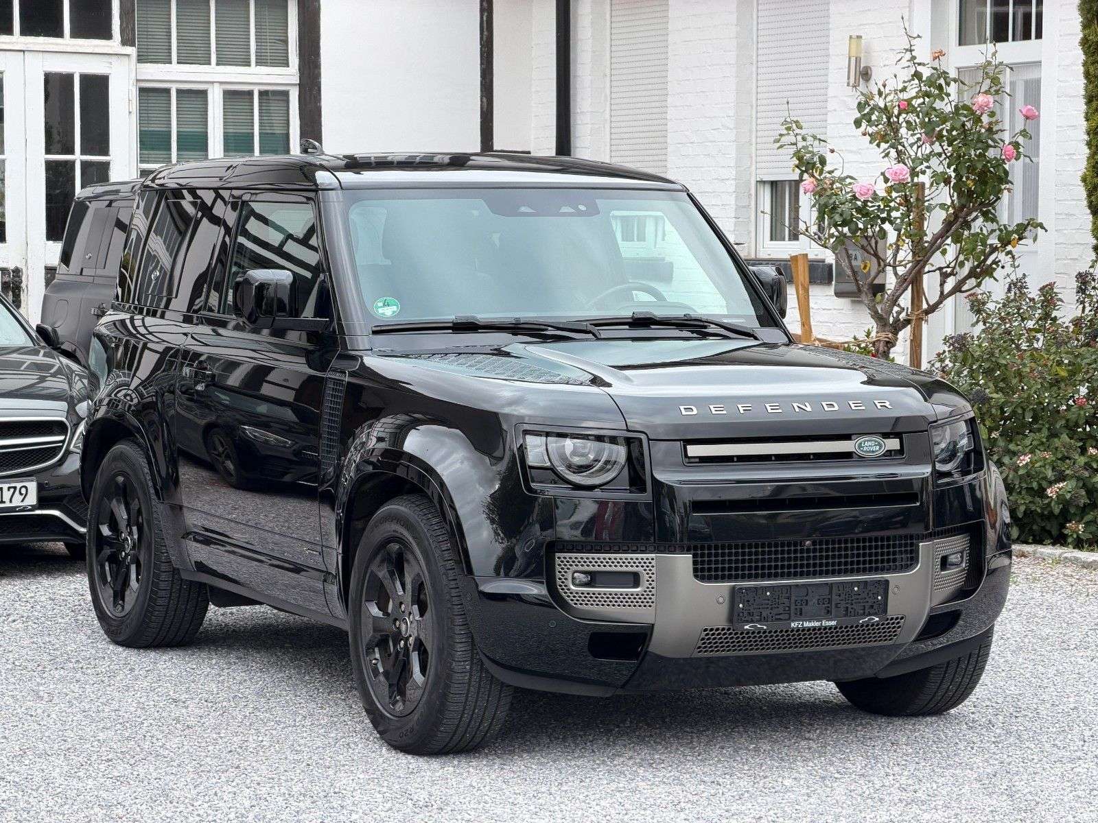 Second hand Land Rover Defender 3.0