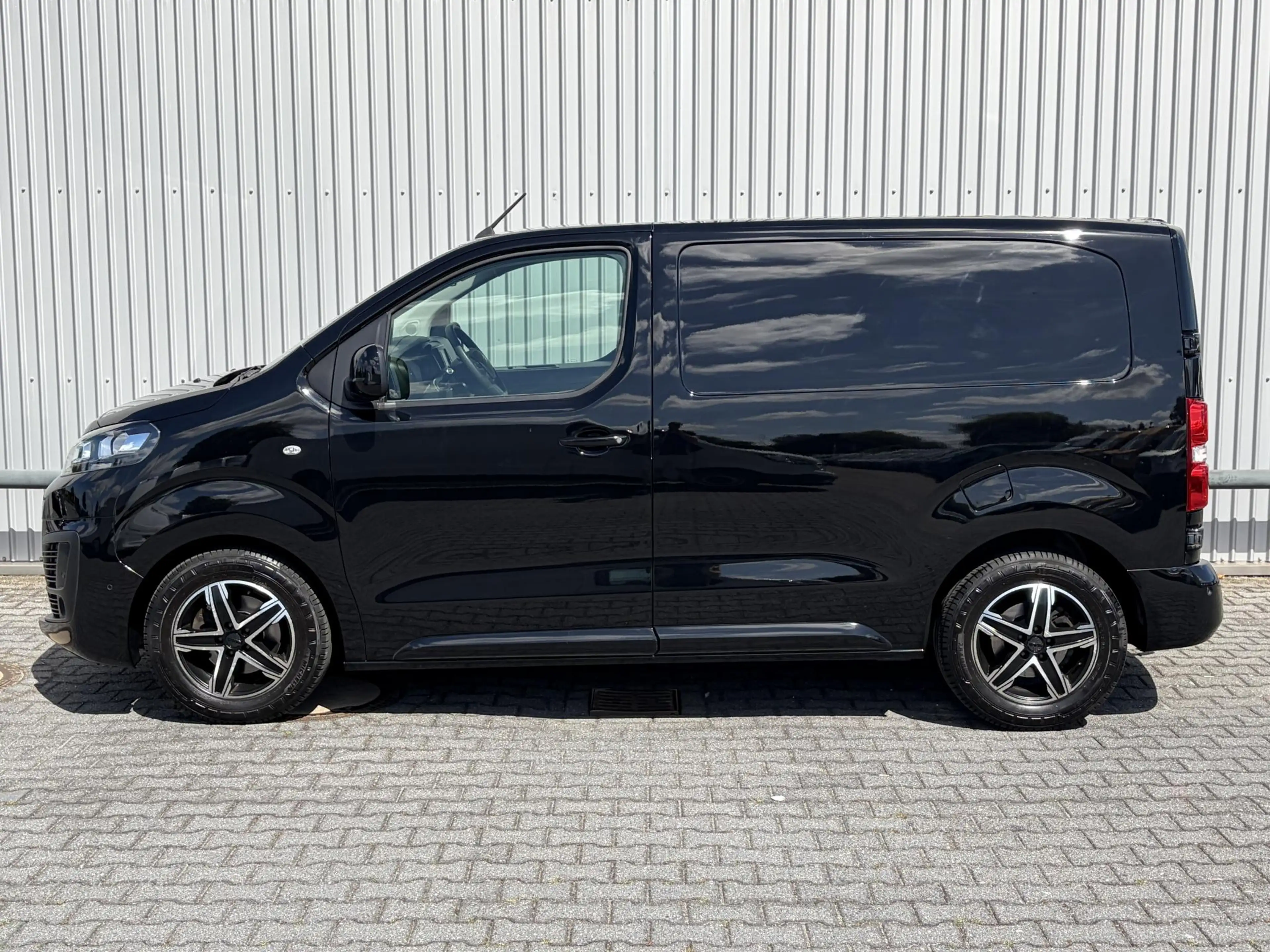 Citroen Jumpy 1.6 BlueHDI 95 XS*HAAK*CRUISE*A/C*NAVI*CAM*PDC* — photo 6