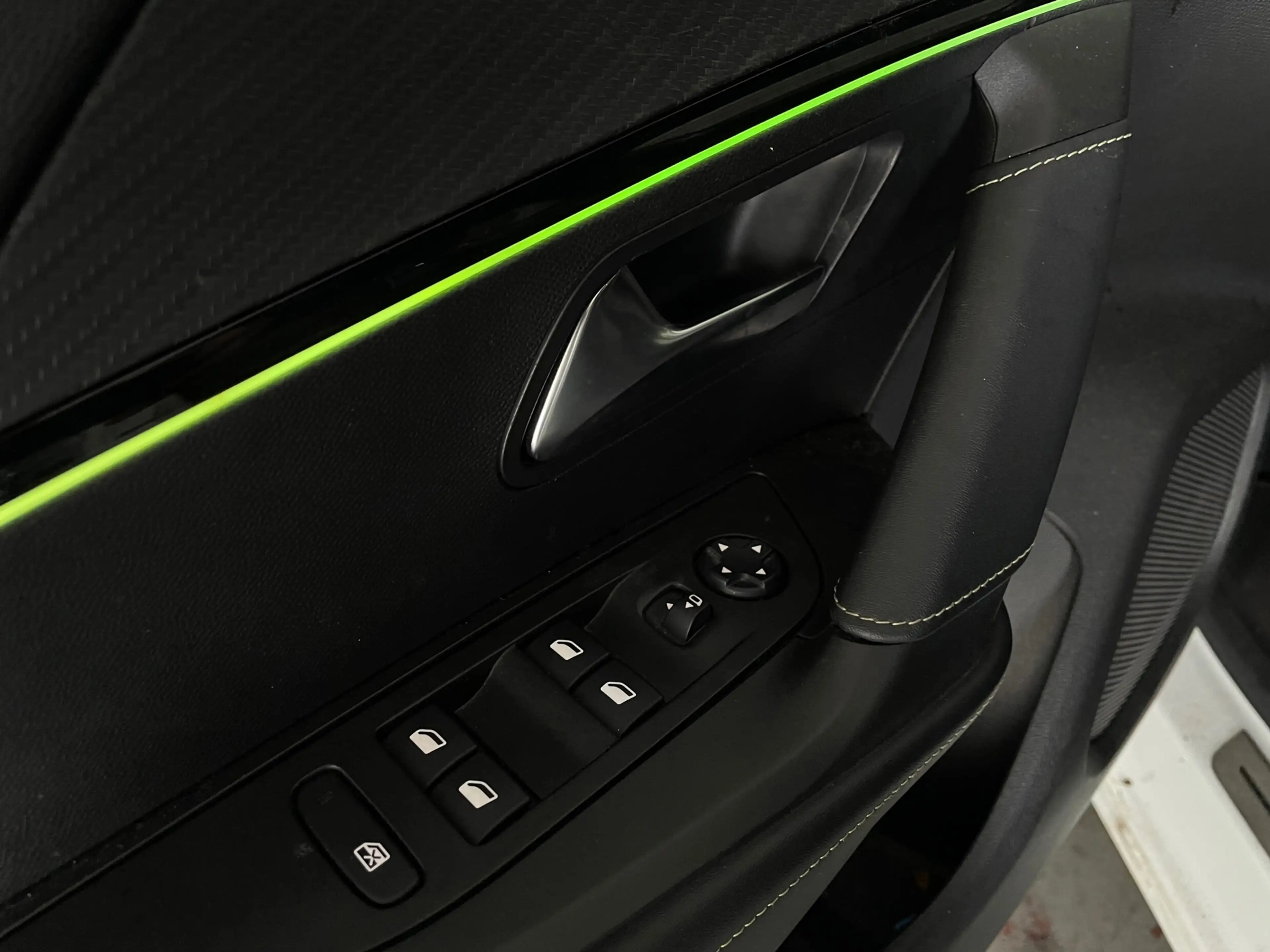 Peugeot e-2008 EV GT Pack 50 kWh SOH 91% FASE 3 DEALER OND EERSTE — photo 14