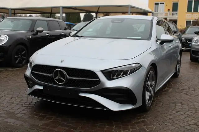 Mercedes-Benz A 200 Automatic AMG Line Advanced Plus