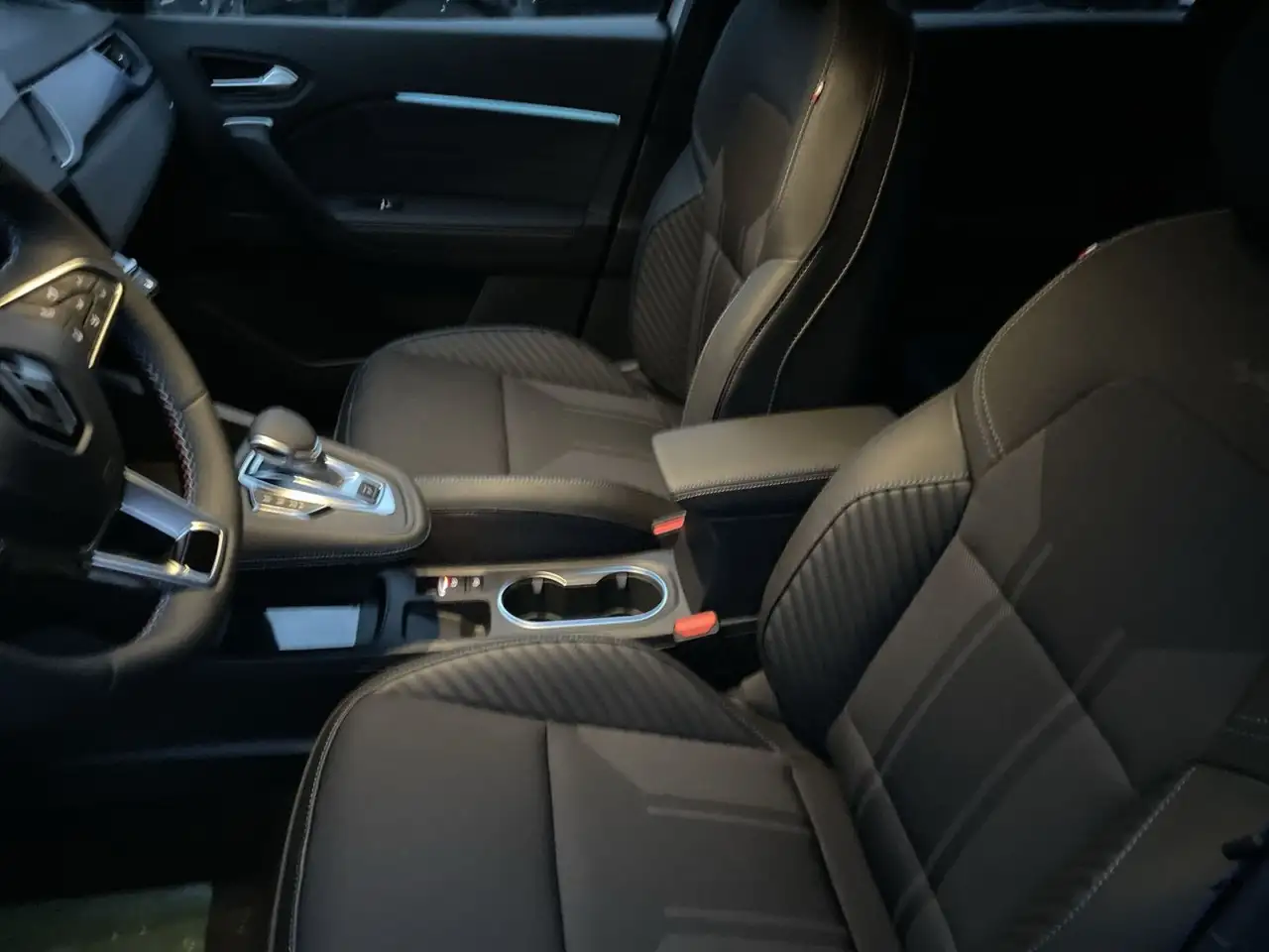 Renault Captur 2026 — фото 12