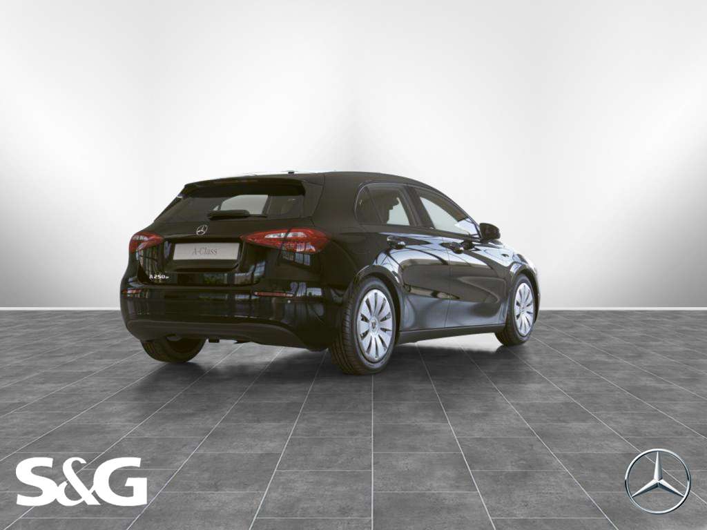 Mercedes-Benz A 250