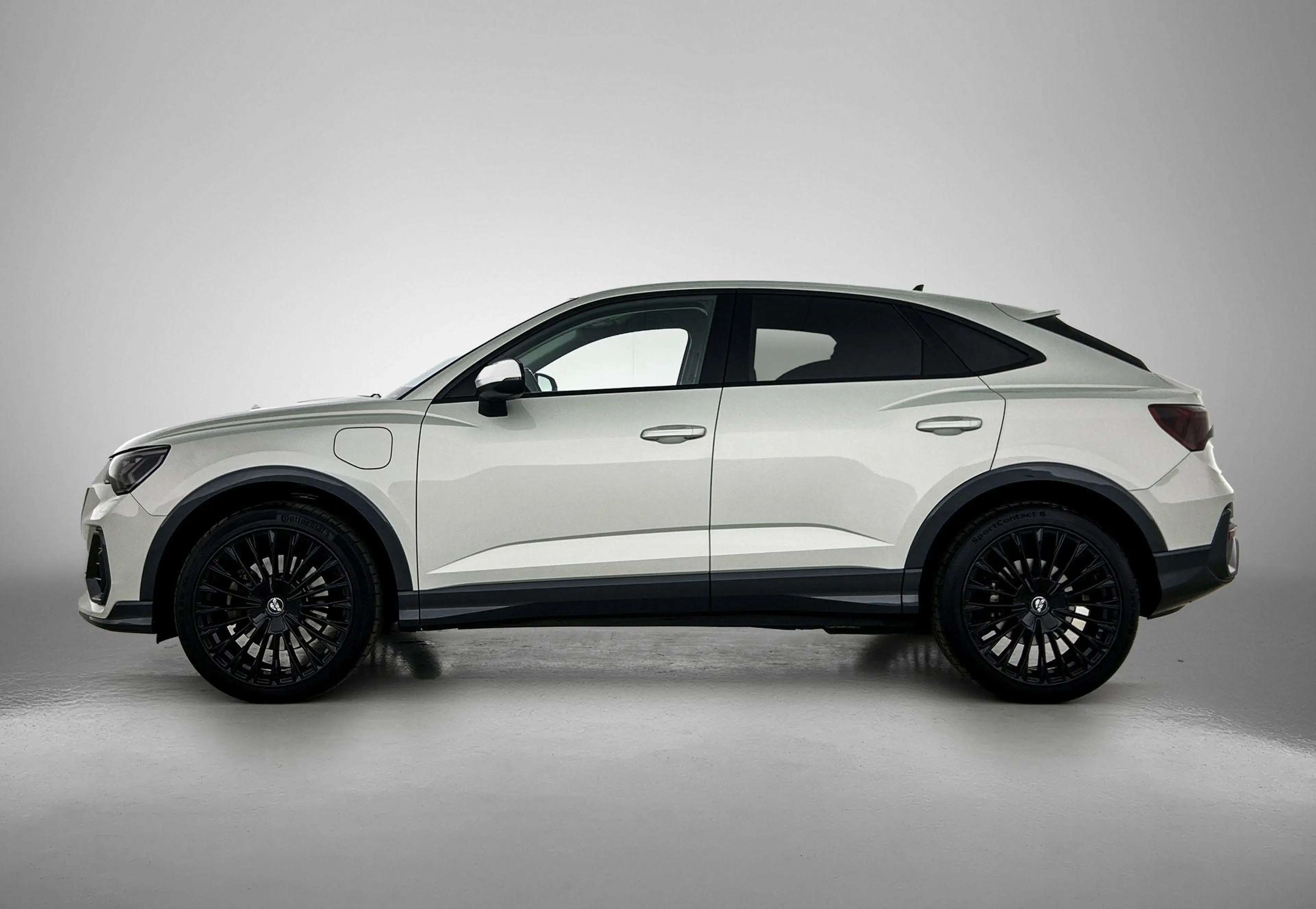 Audi Q3 Sportback 45 TFSI e Advanced Edition 245 PK l Adap — photo 3