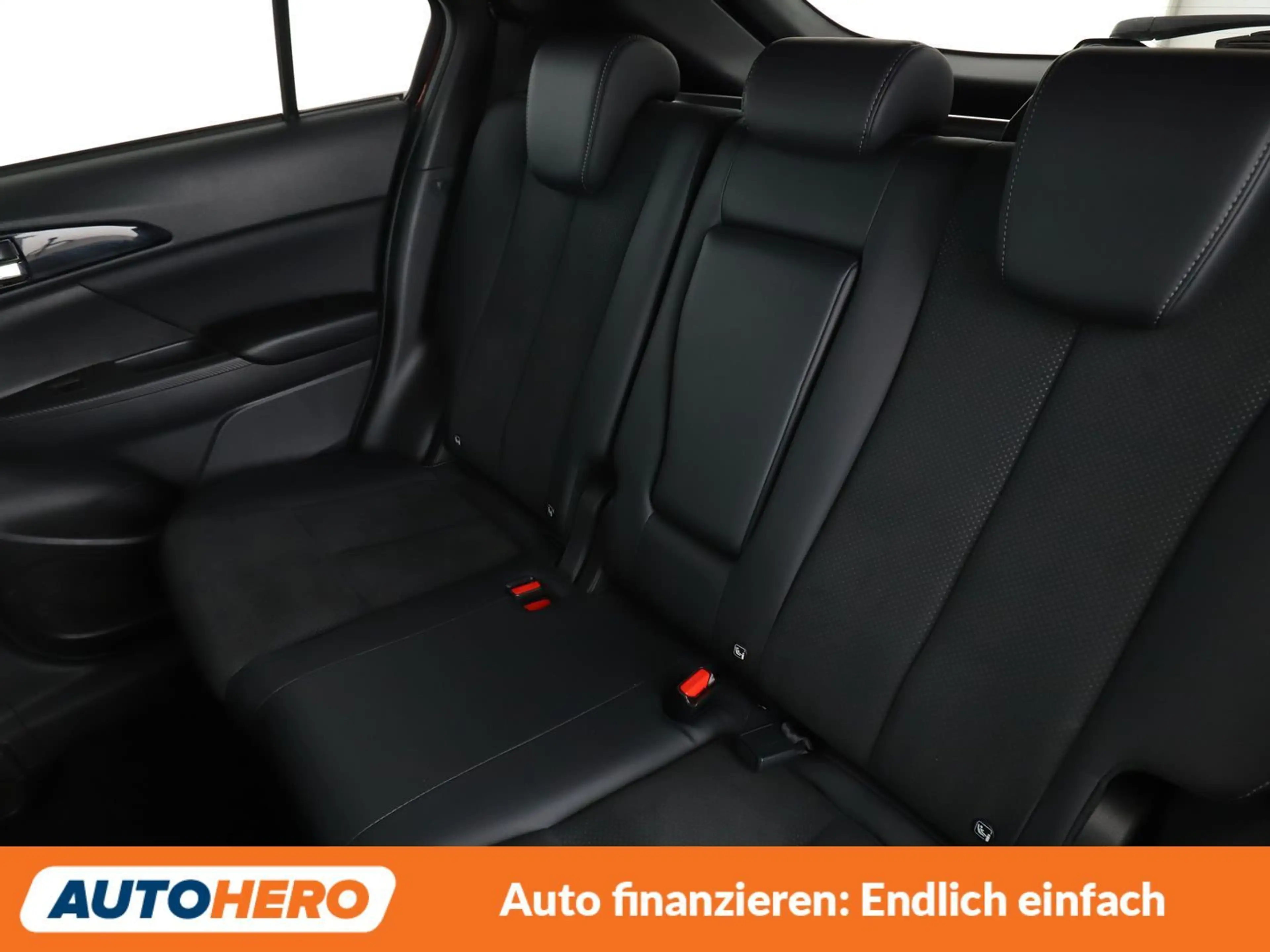 Mitsubishi Eclipse Cross 2.4 Plug-in Hybrid 4WD Aut.*NAVI*TEMPO*LED*360°*SH — photo 14