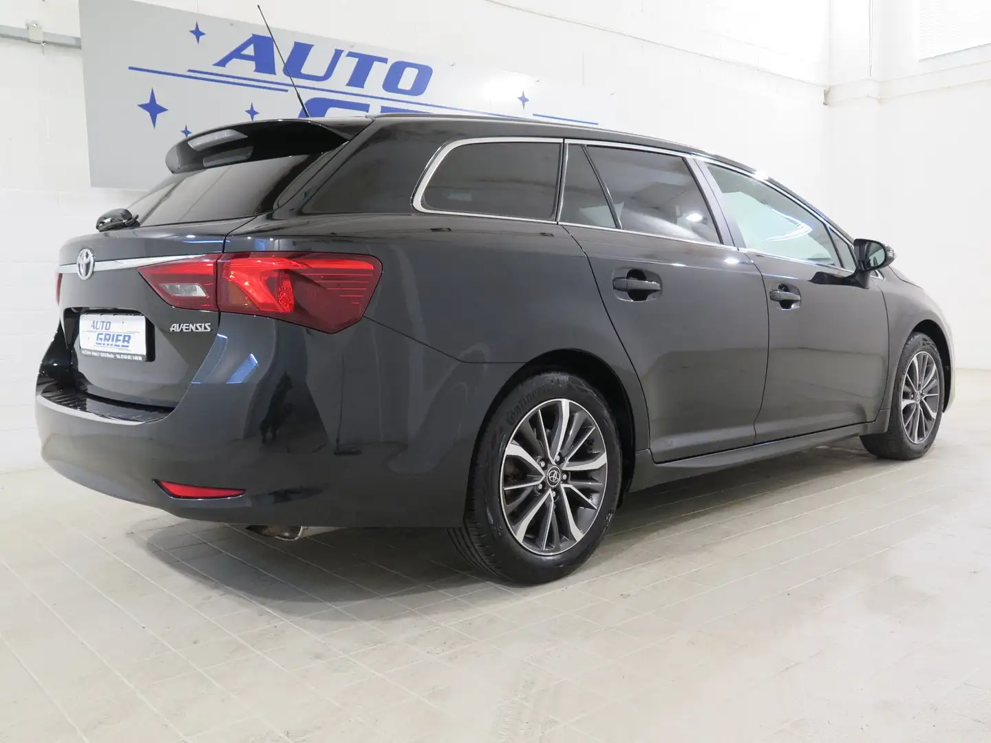 Toyota Avensis Team D Negru - 2