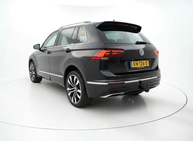 Volkswagen Tiguan view 10