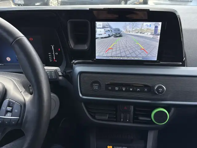Ford Tourneo Courier view 23