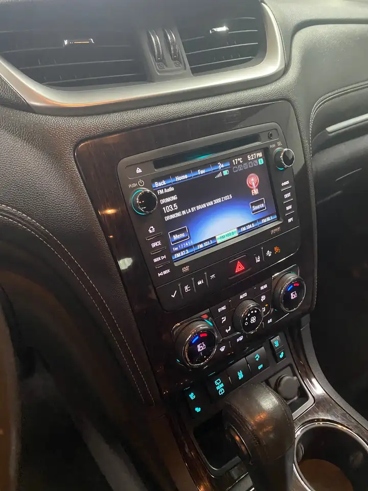 Chevrolet Traverse photo Chevrolet Traverse