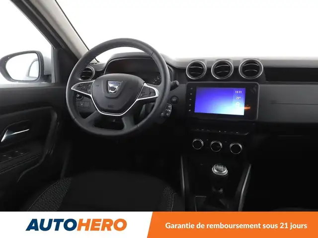 Dacia Duster view 13