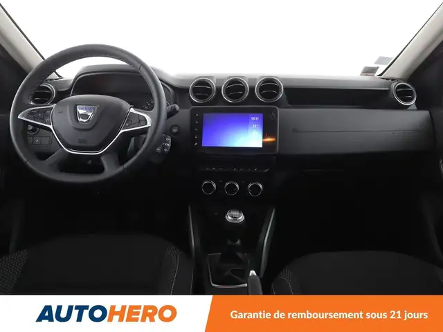 Dacia Duster view 12