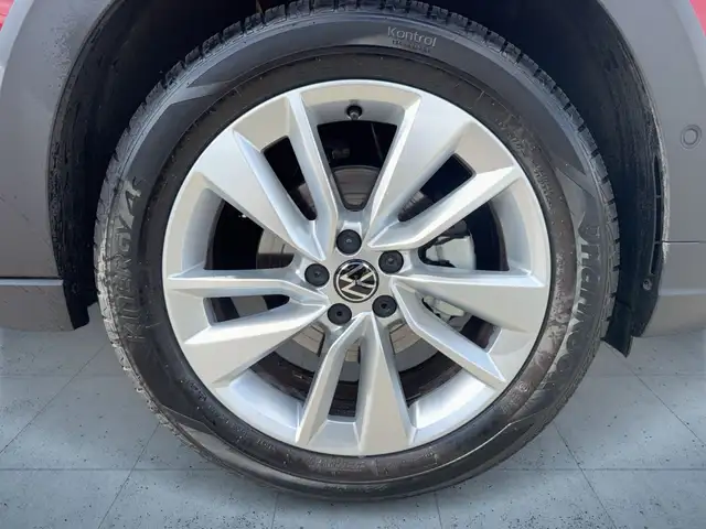 Volkswagen Taigo view 8
