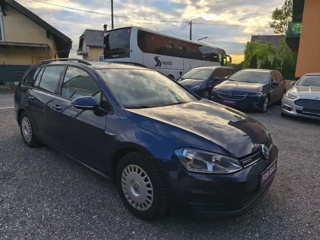 Volkswagen Golf view 8