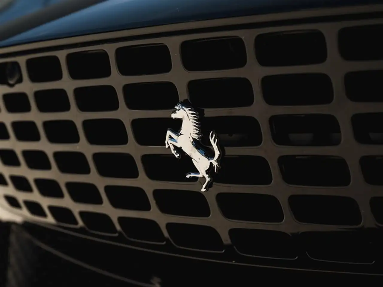 Ferrari Roma снимка Ferrari Roma