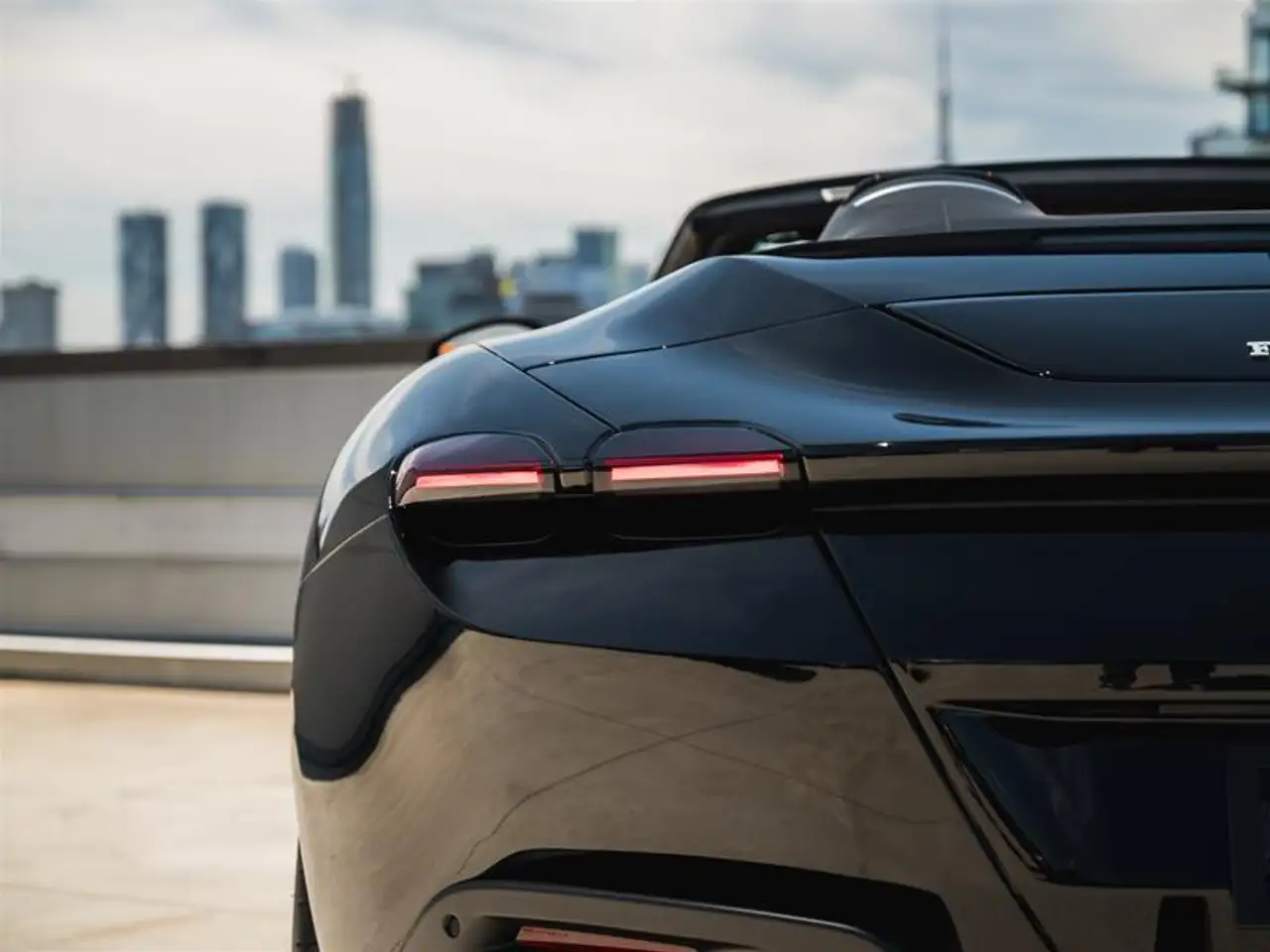 Ferrari Roma снимка Ferrari Roma