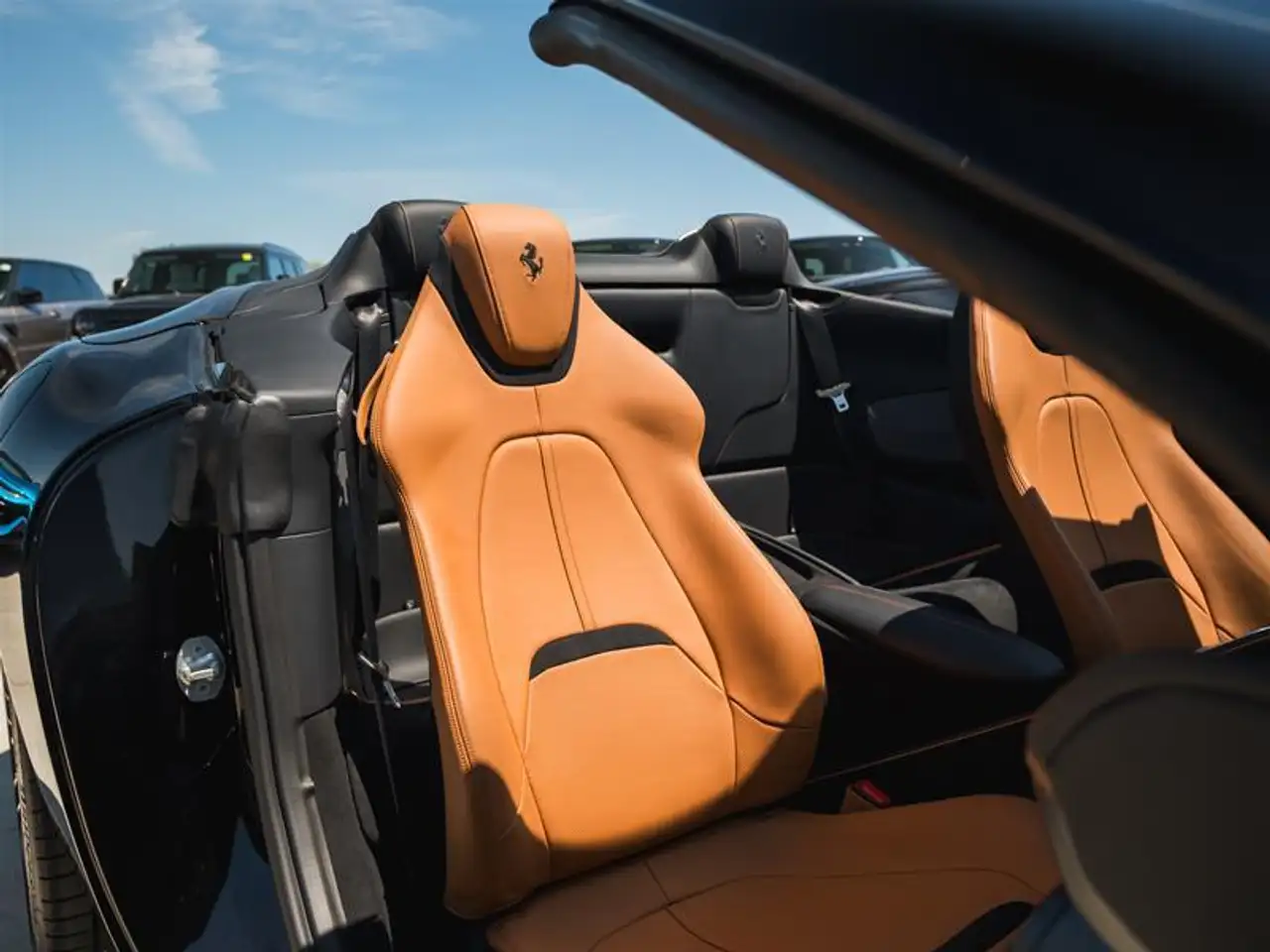 Ferrari Roma снимка Ferrari Roma