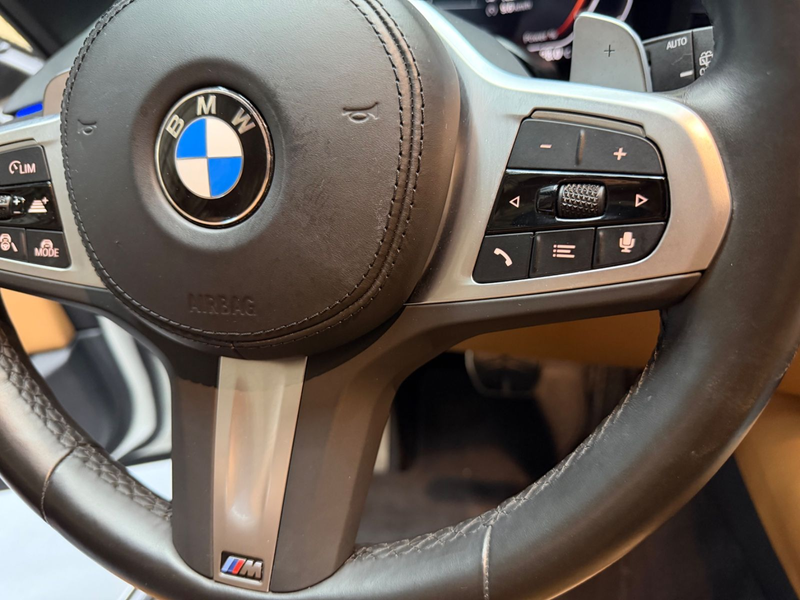 BMW 520 d Touring*M-Paket*HUD*ComfortSt*Kam*1Hand — photo 15