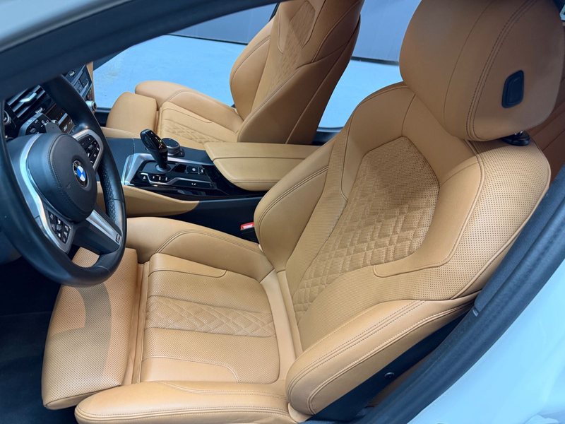 BMW 520 d Touring*M-Paket*HUD*ComfortSt*Kam*1Hand — photo 12