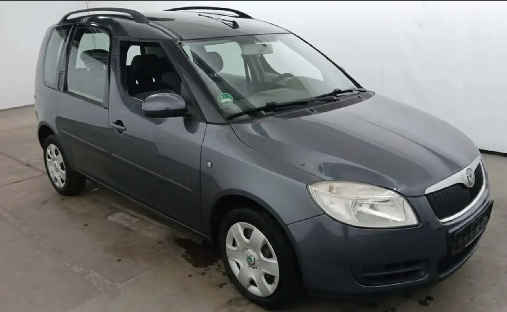 Skoda Roomster Style Automatik Tüv neu Öl neu Bremsen neu Grau - 2