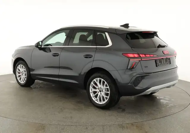Audi Q3 TFSI quattro 150 kW quattro, AHK, Navi, AreaVie... Ansicht 3