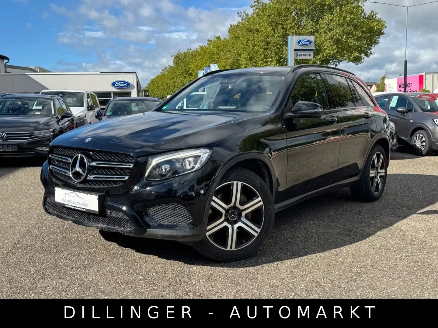 Mercedes-Benz GLC 250 d 4Matic 9G Leder AHK Nav Kam Temp Memory Schwarz - 1