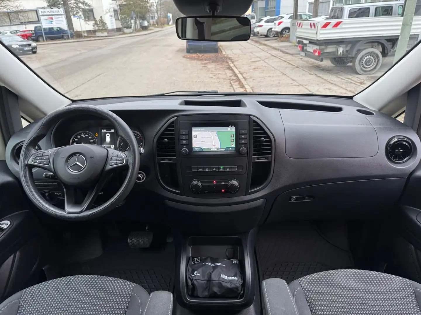 Mercedes-Benz Vito Tourer 114CDI 9G/Pro/kompakt/Liegep/STH/AHK Geel - 2