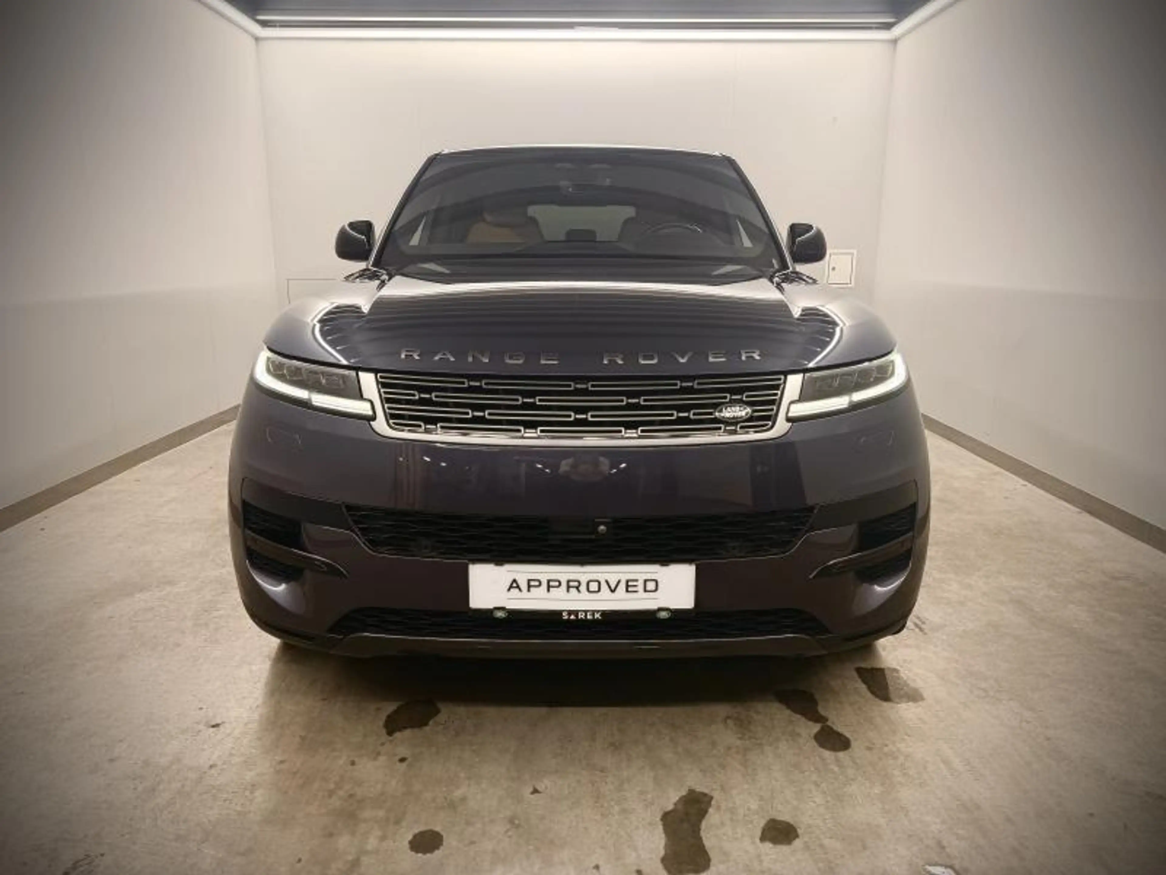 Land Rover Range Rover Sport P440e SE AWD — photo 2