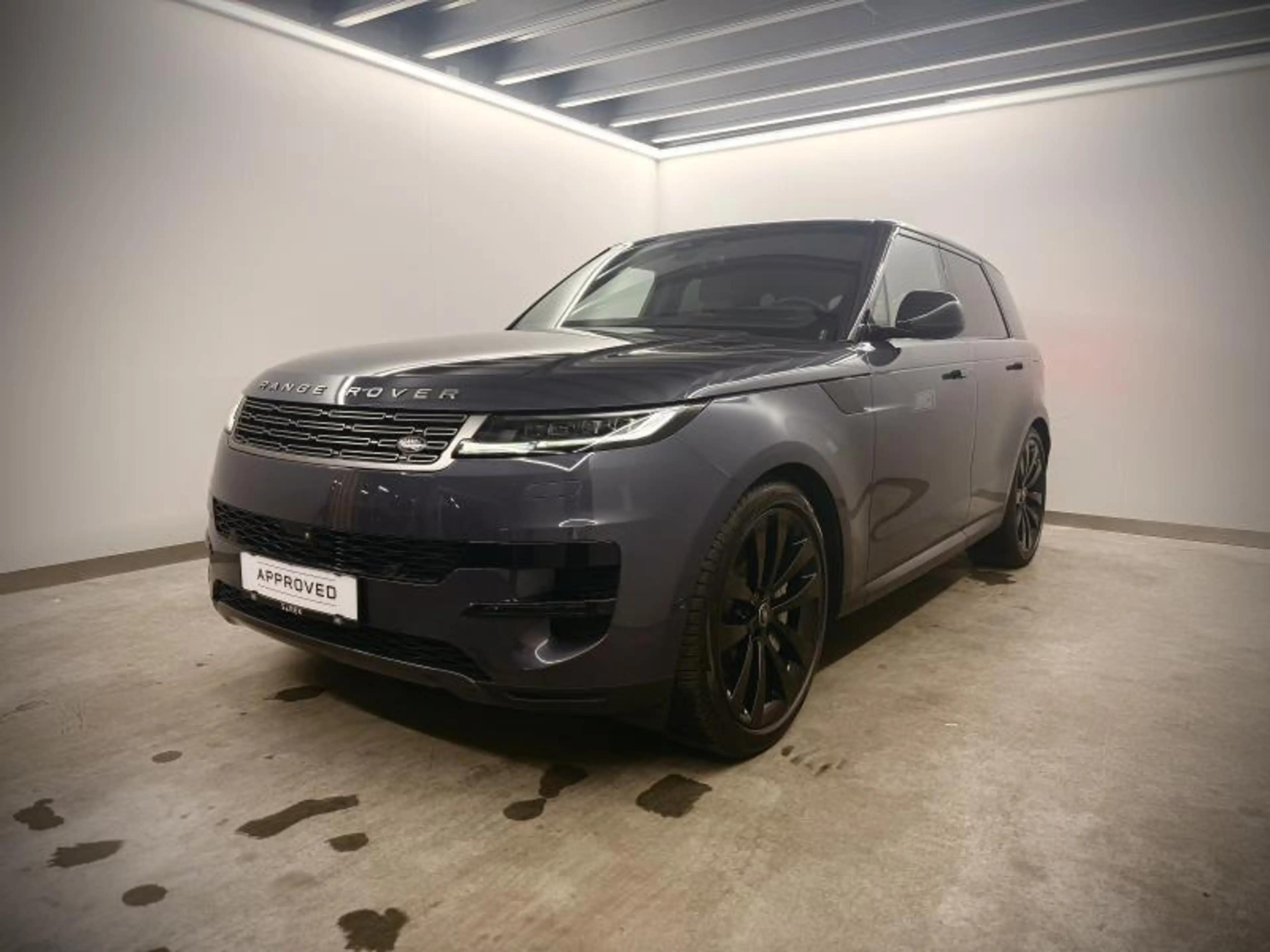 Land Rover Range Rover Sport P440e SE AWD
