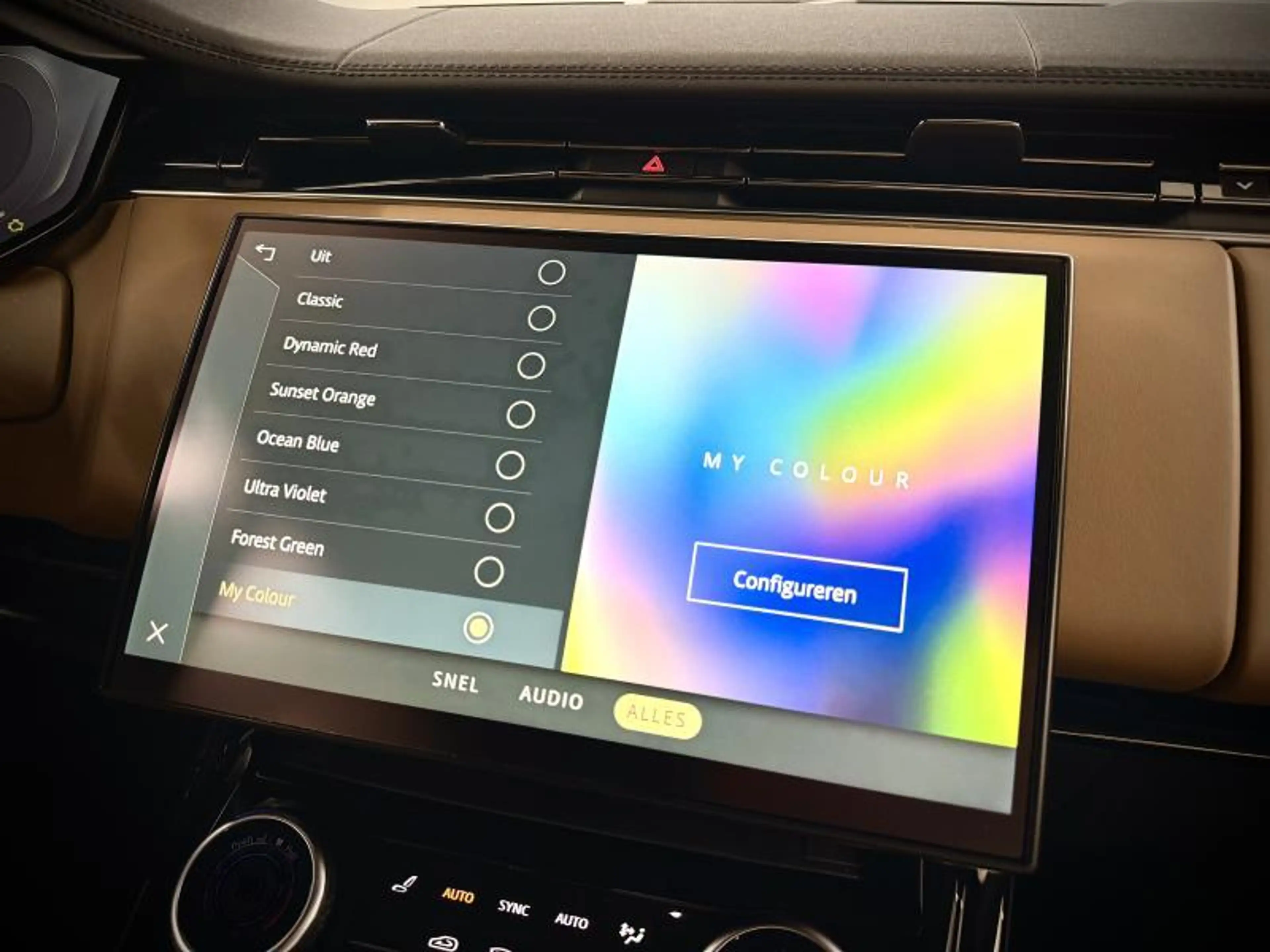 Land Rover Range Rover Sport P440e SE AWD — photo 19