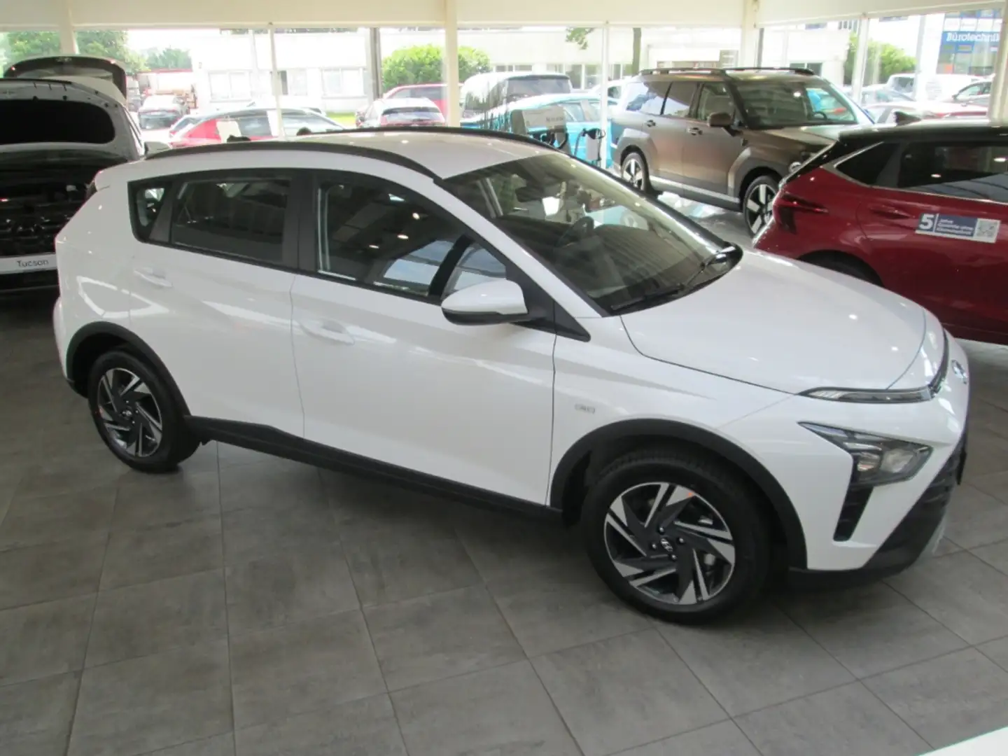 Hyundai BAYON Select Mild-Hybrid 2WD 1.0 T-GDI EU6d Wit - 1