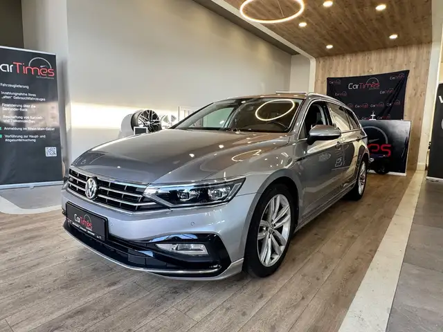 Volkswagen Passat Variant R Line Standheizung Wartung NEU