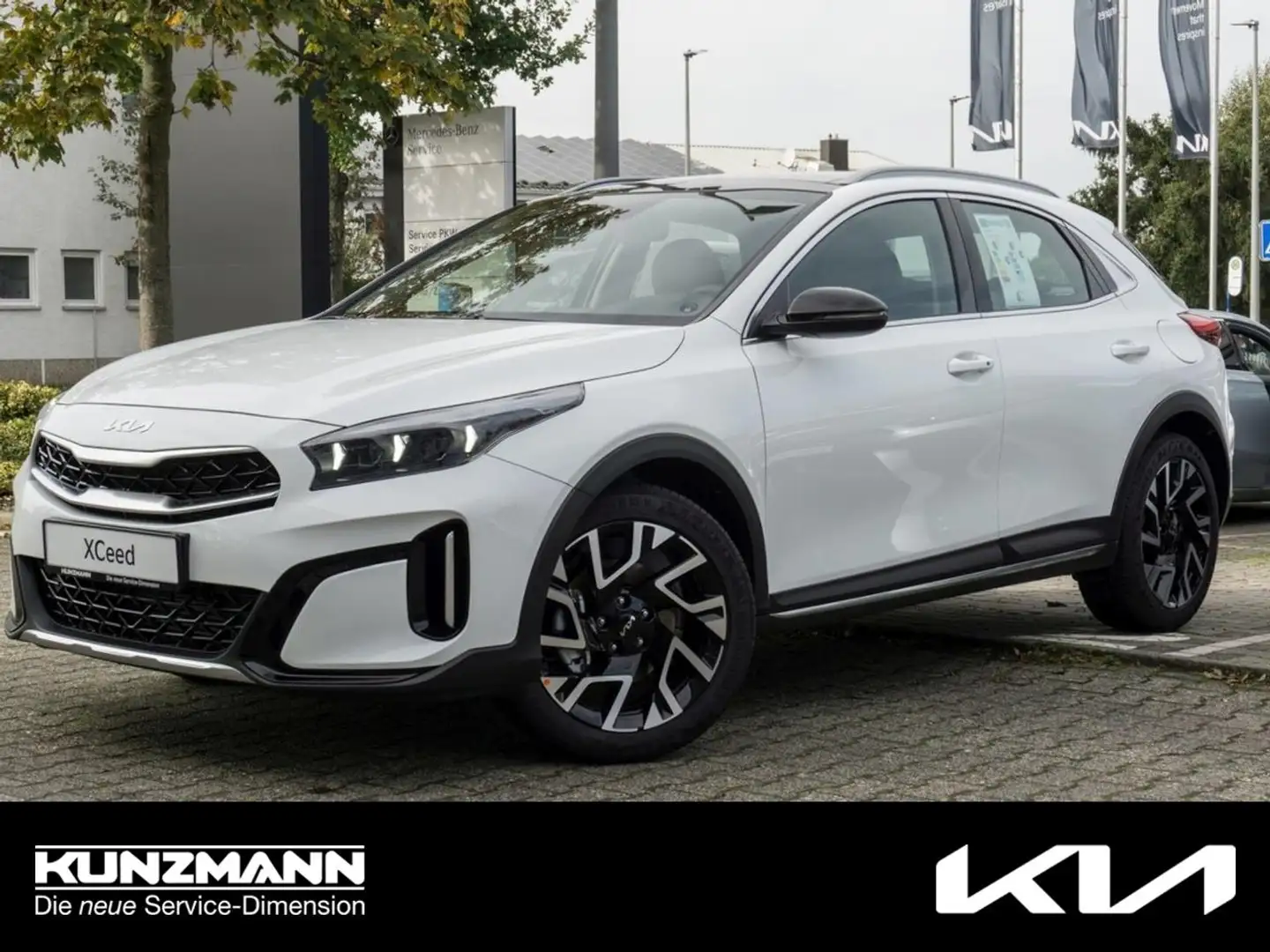 Kia XCeed 1.5T Spirit Navi Kamera Panorama Totwinkel Weiß - 1