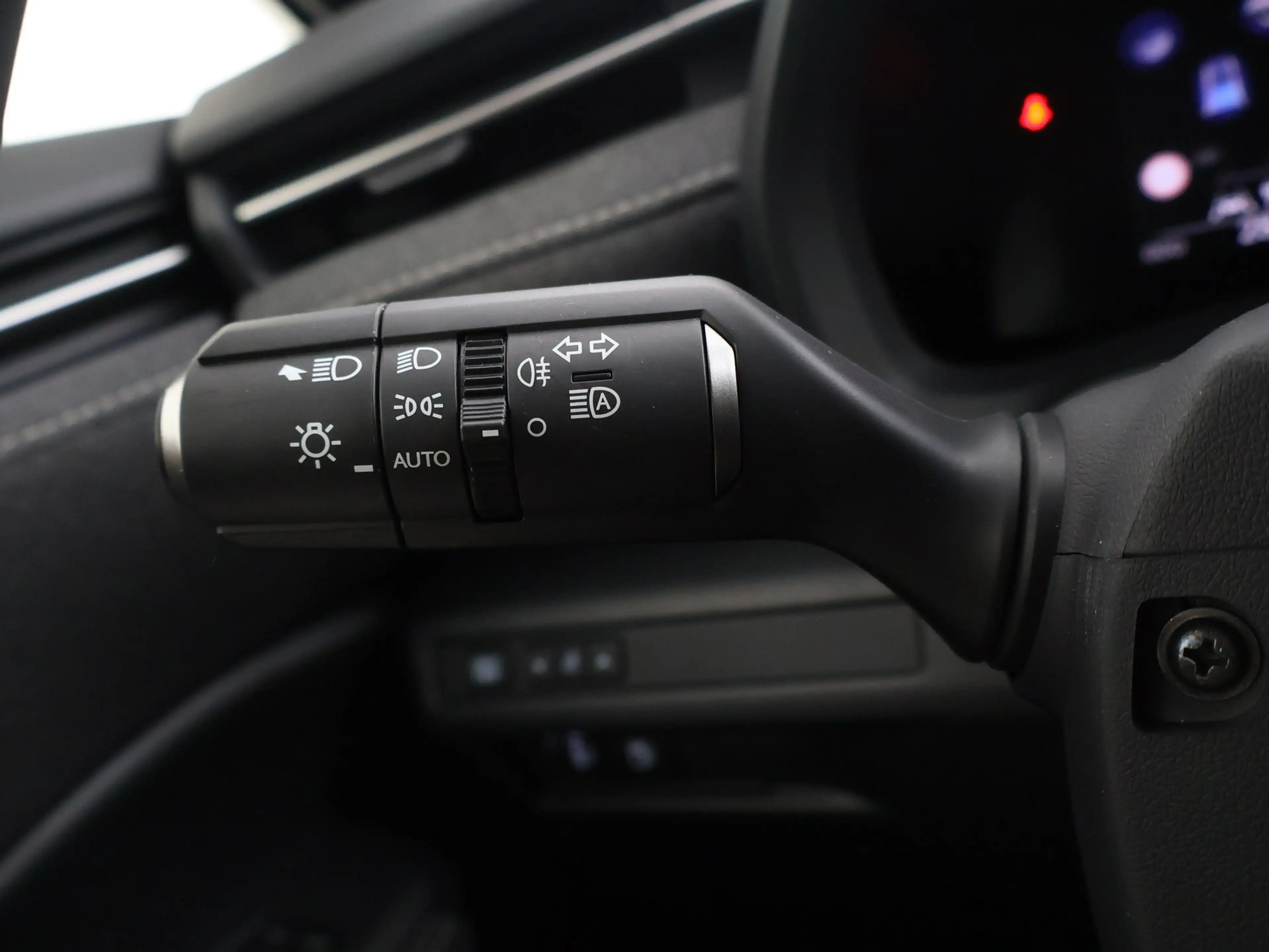 Lexus LBX 1.5 2WD — photo 10