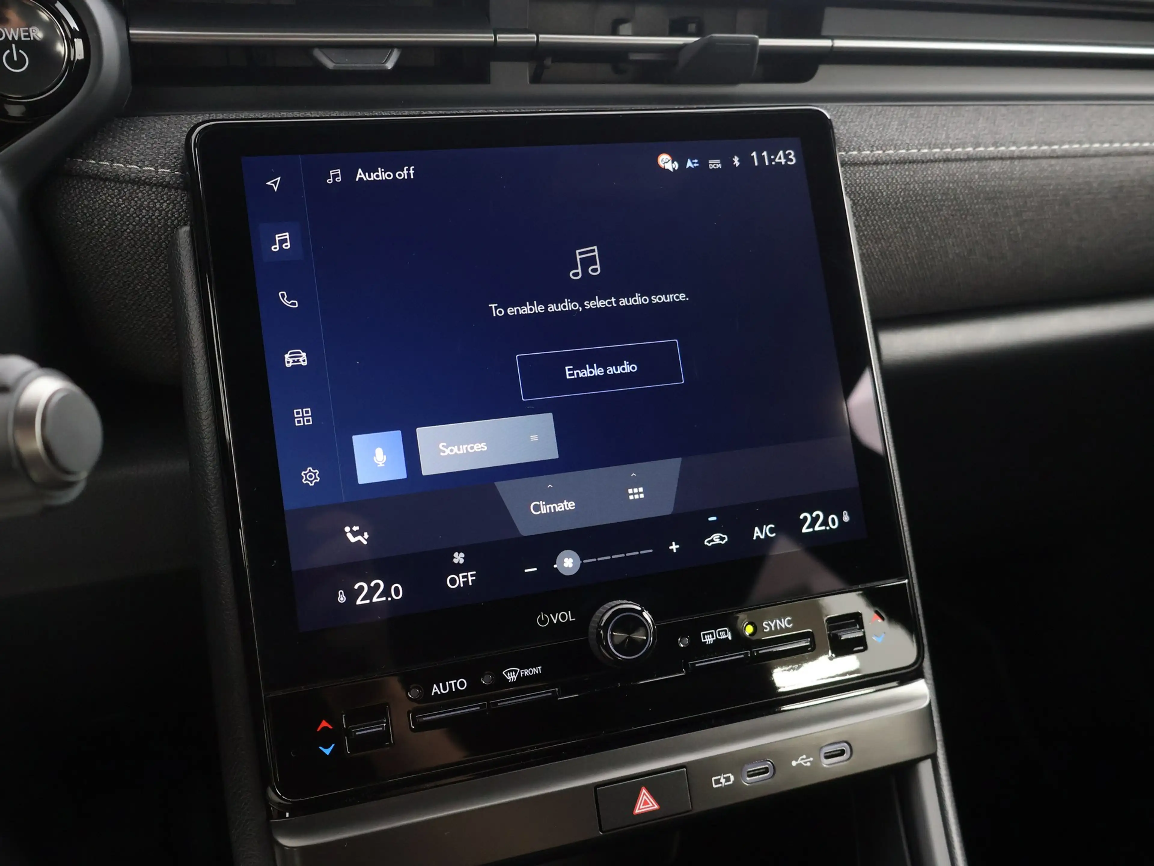 Lexus LBX 1.5 2WD — photo 13