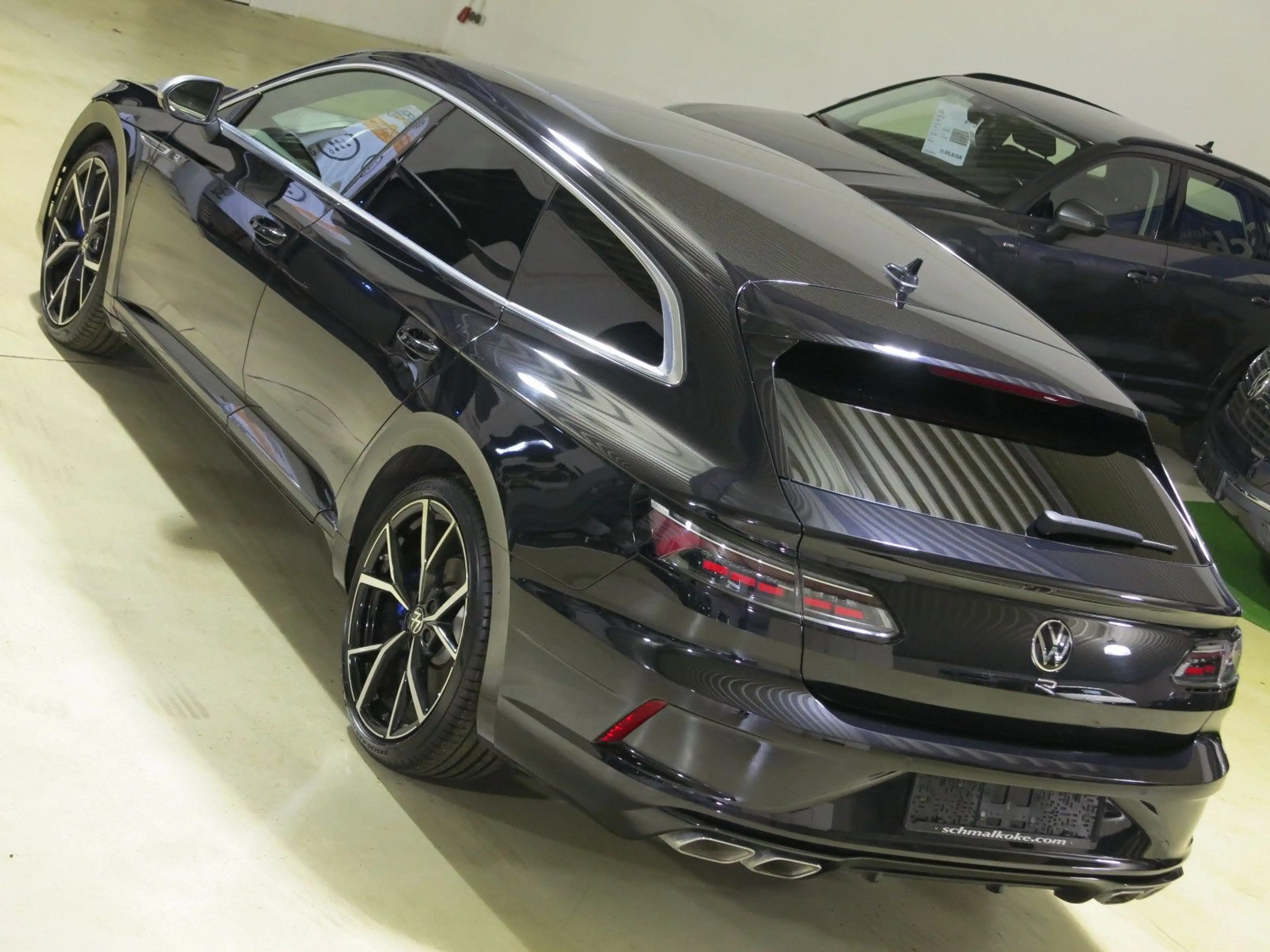 Volkswagen Arteon Shooting Brake R 2.0TSI 4Mot DSG7 eSD AHK — photo 10