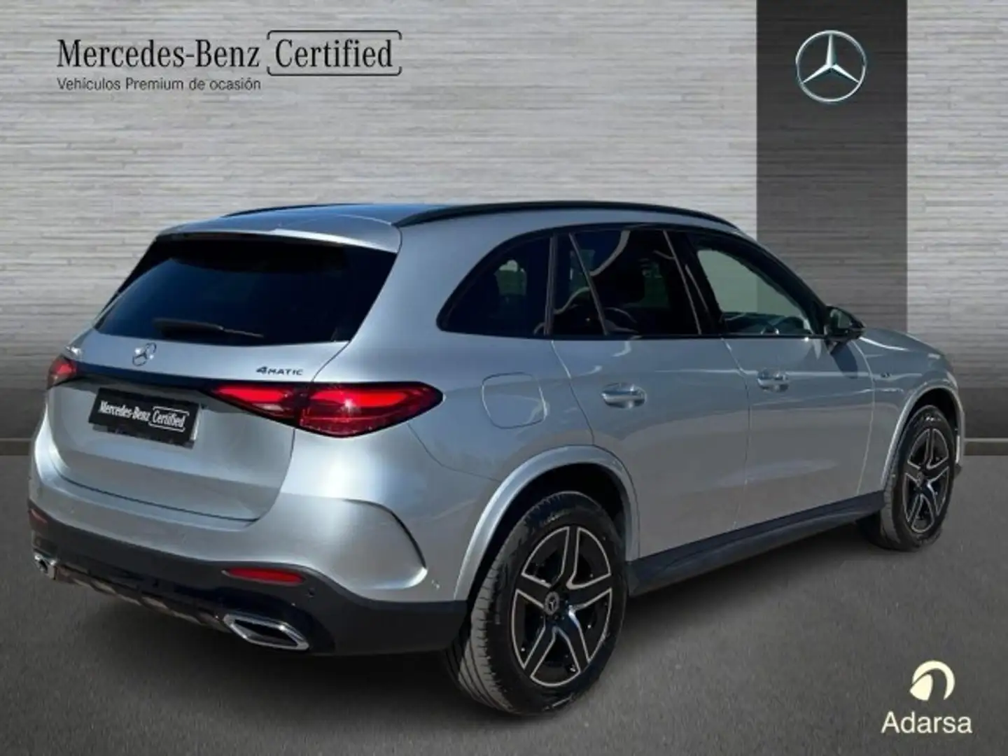 Mercedes-Benz GLC 300 e 4Matic AMG Line - 2