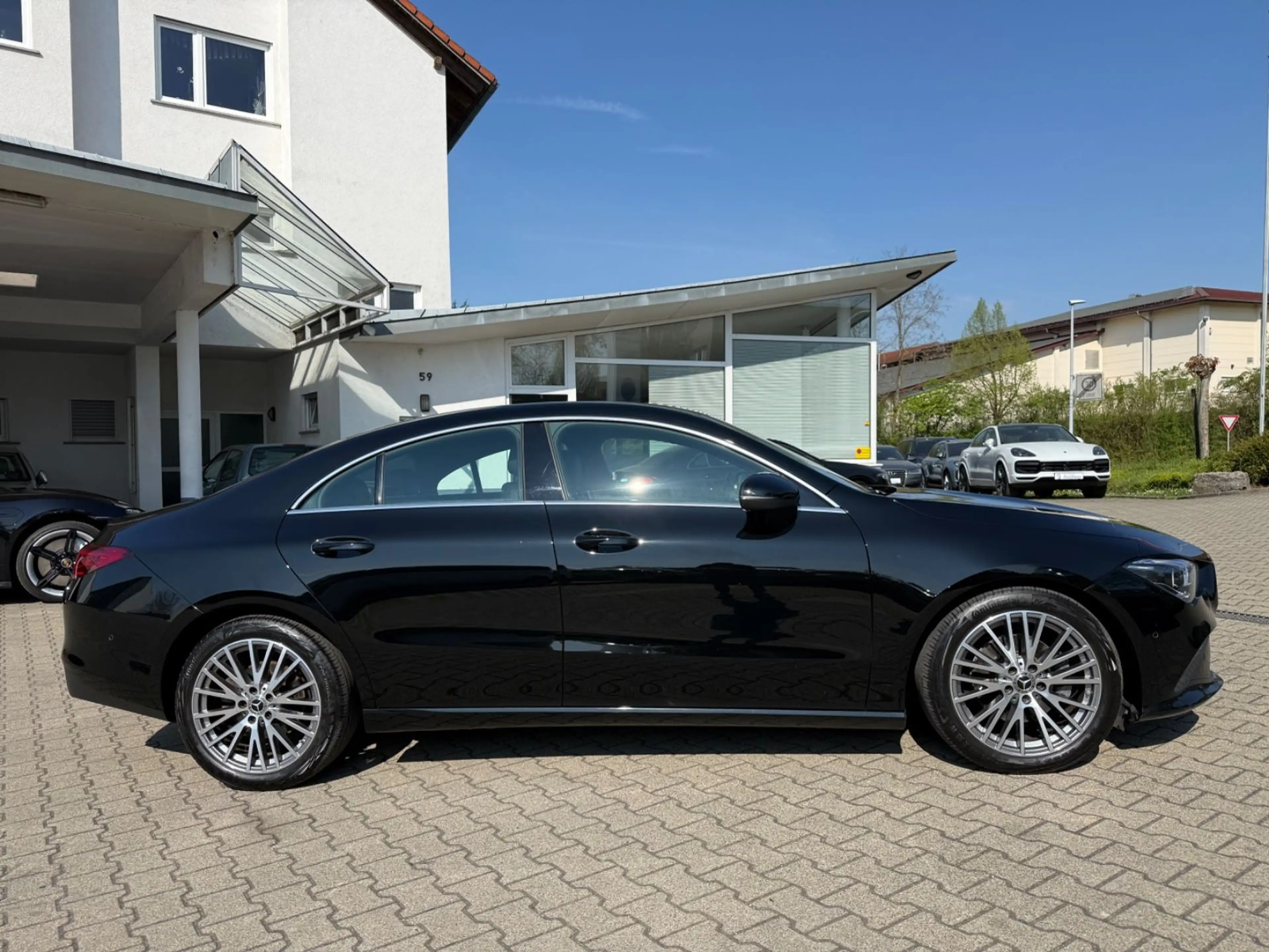 Mercedes-Benz CLA 200 d Aut. Prog. LED Wide Leder Ambiente 18" — photo 4