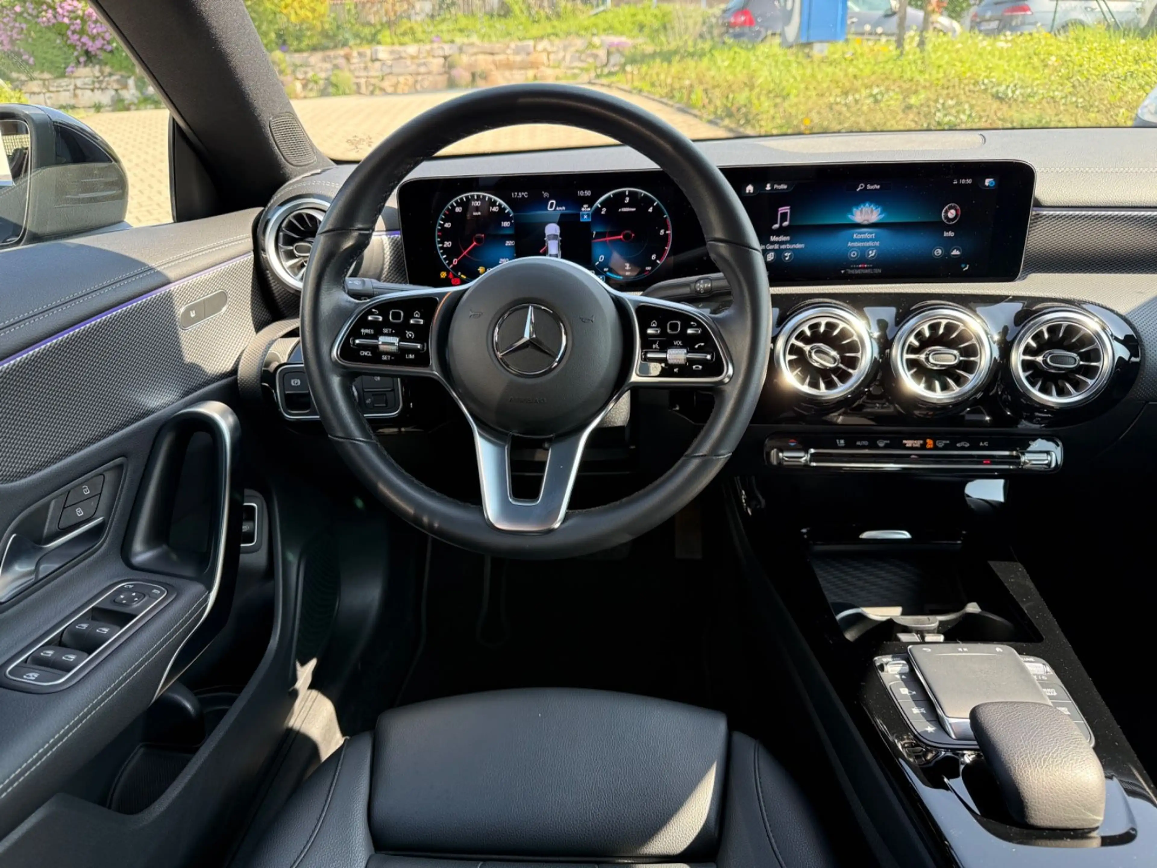 Mercedes-Benz CLA 200 d Aut. Prog. LED Wide Leder Ambiente 18" — photo 8