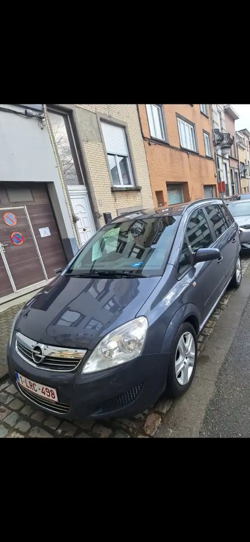 Opel Zafira 1.6i Cosmo - 2