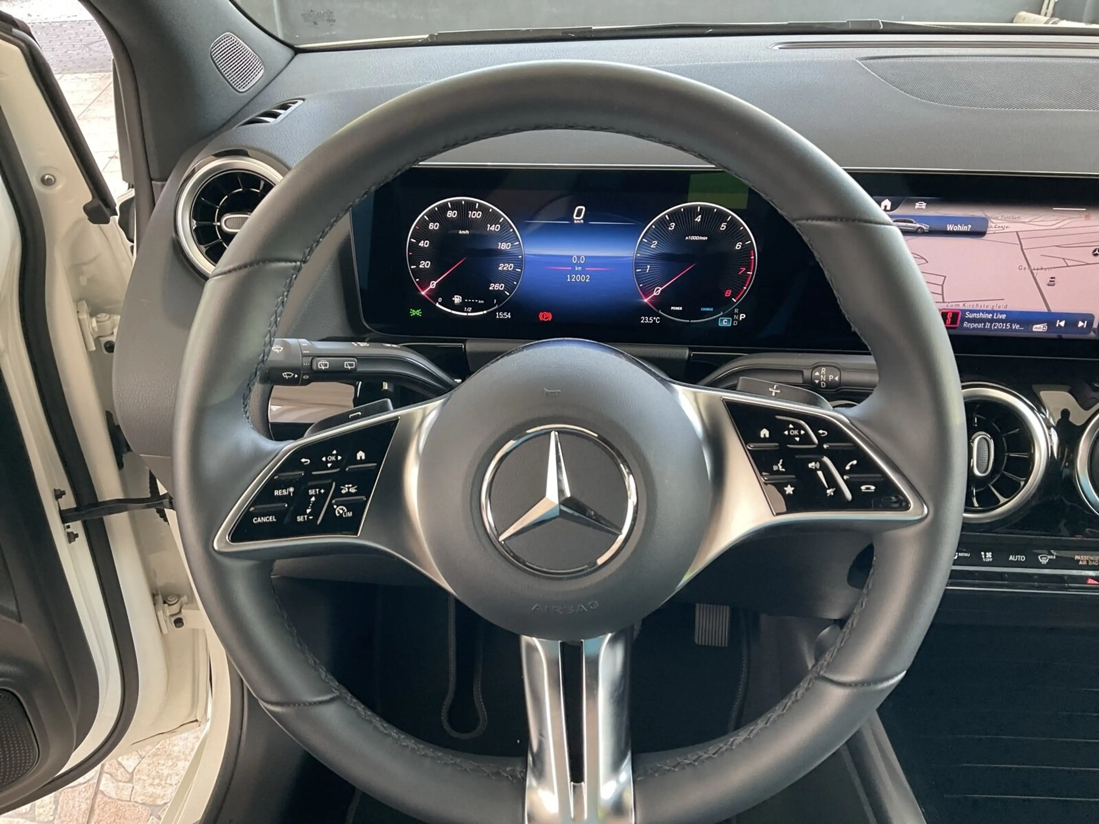 Mercedes-Benz B 200 B 200 Progressive/Distronic/Standheizung/AHK/LED — photo 13