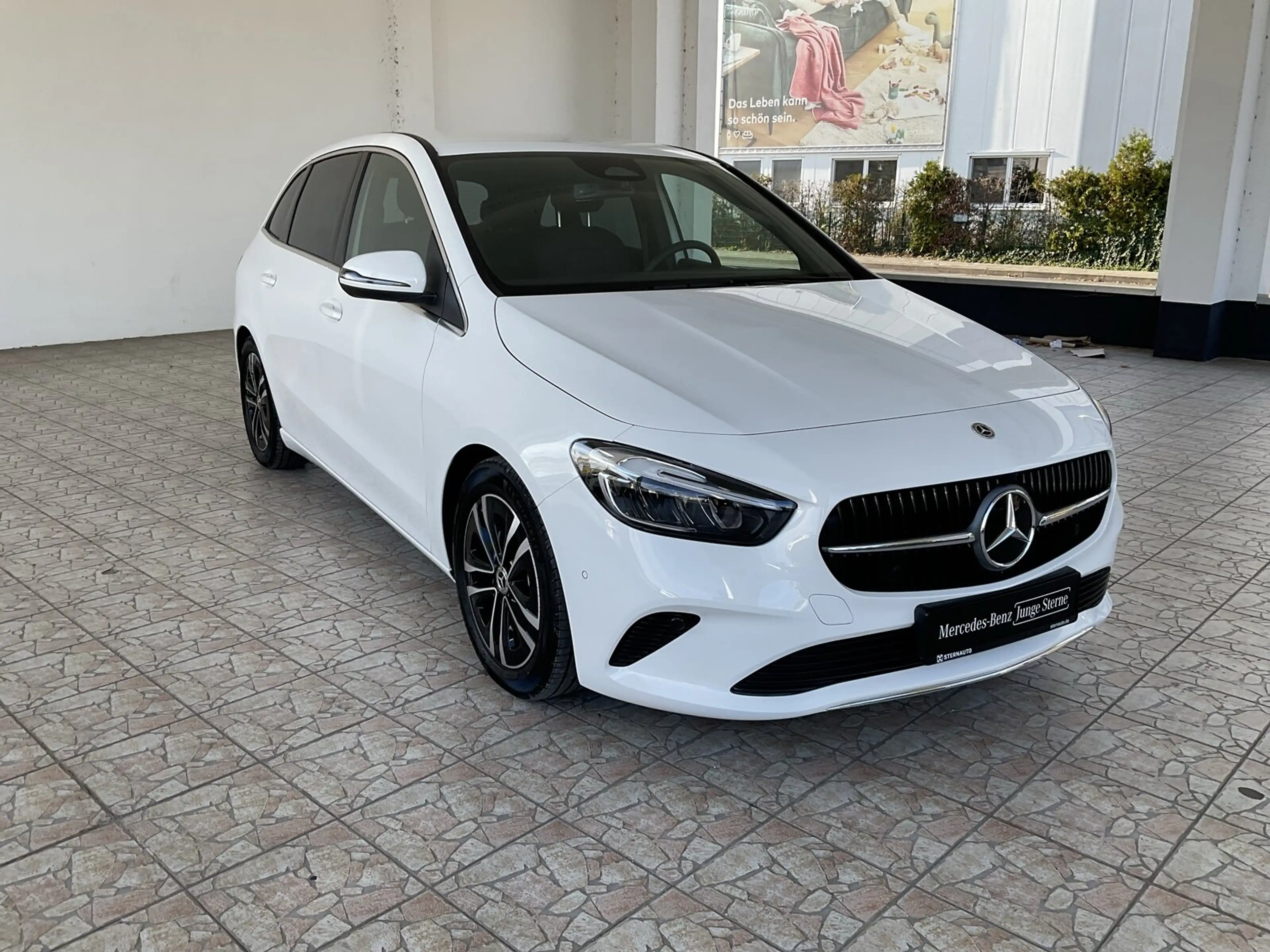 Mercedes-Benz B 200 B 200 Progressive/Distronic/Standheizung/AHK/LED — photo 3