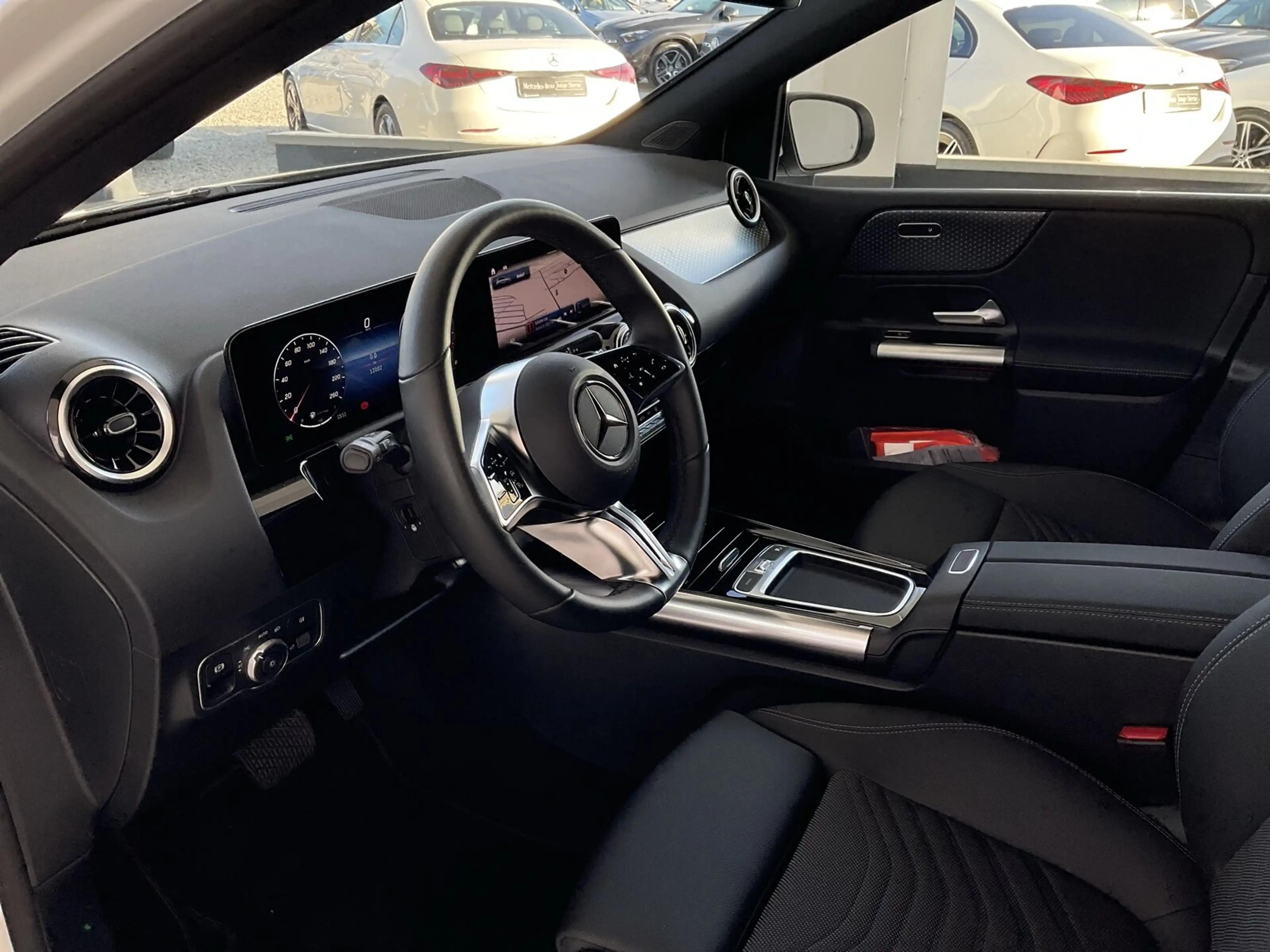 Mercedes-Benz B 200 B 200 Progressive/Distronic/Standheizung/AHK/LED — photo 9