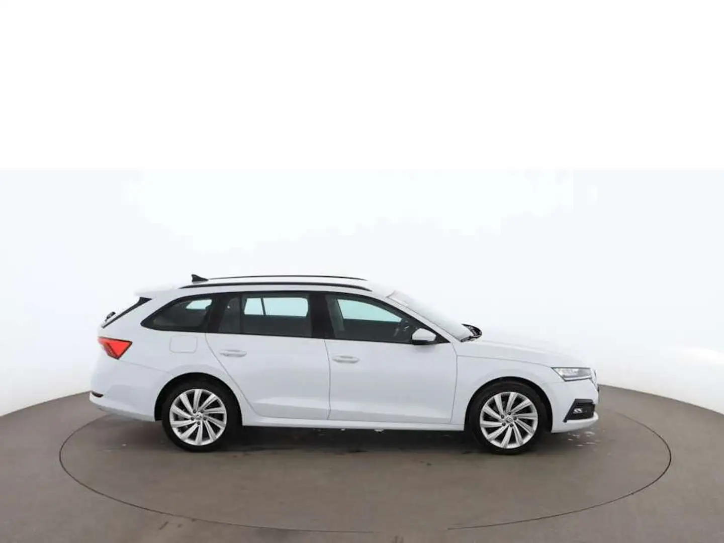 Skoda Octavia Combi 1.4 TSI Ambition iV Aut LED TEMP Weiß - 2