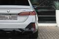 BMW i5 eDrive40 M Sport / Stoelventilatie / Adaptieve LED Grijs - thumbnail 17