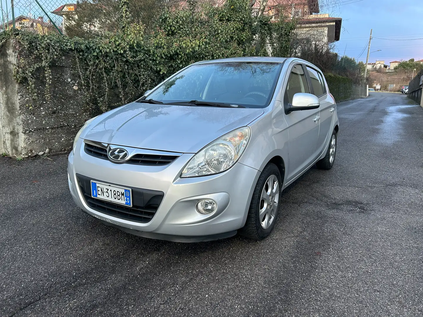 Hyundai i20 i20 I 2009 5p 1.2 Classic FL Grigio - 2