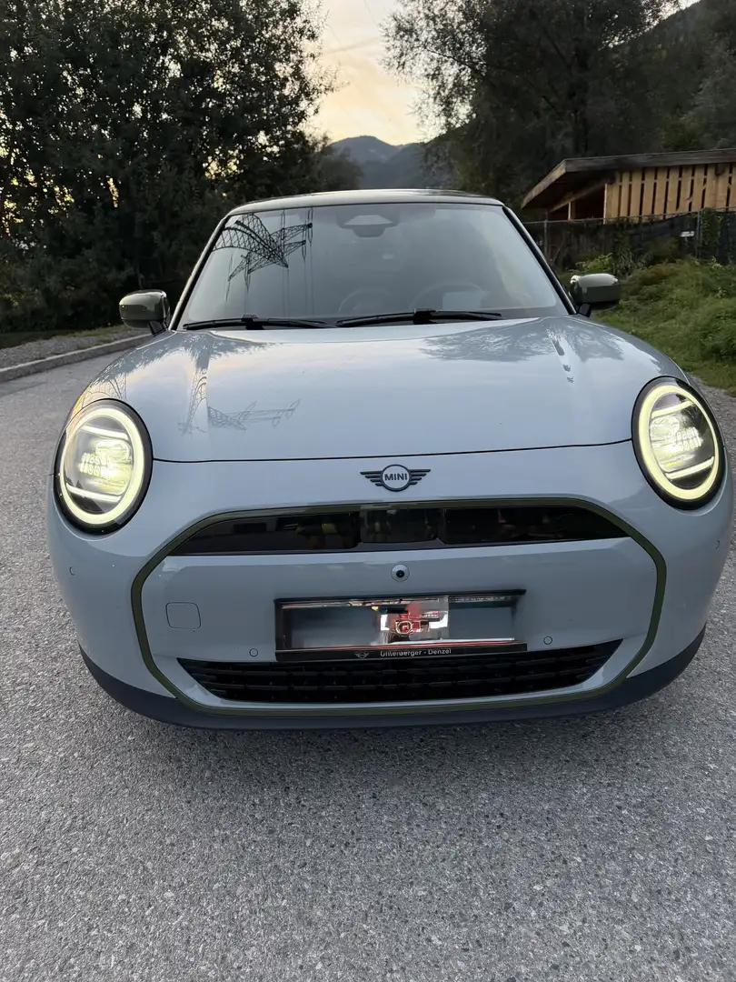 MINI Cooper SE Paul Smith Edition mit XL Paket, Vollausstattung Grau - 2