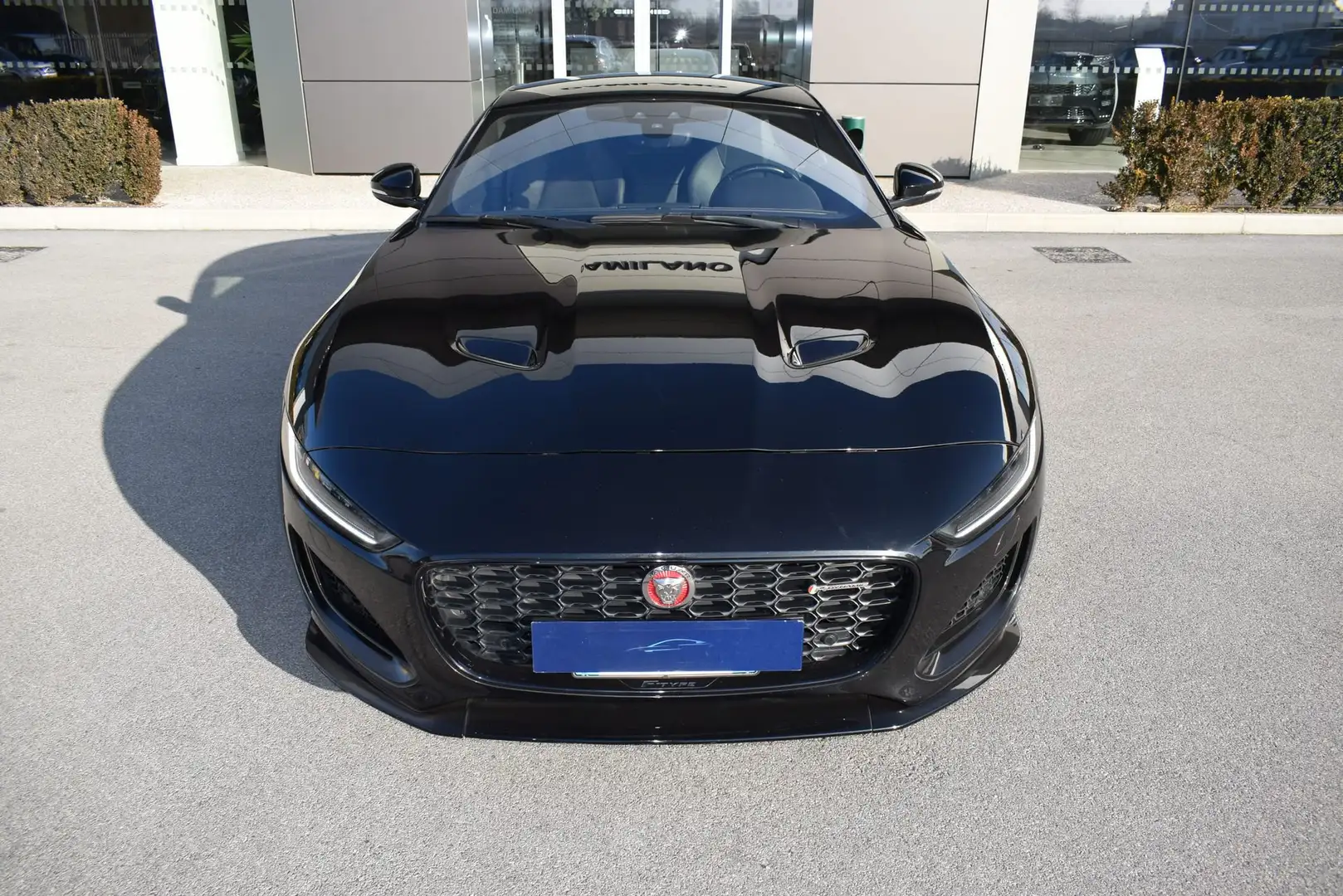 Jaguar F-Type 2.0 aut. Coupé R-Dynamic BLACK Noir - 2
