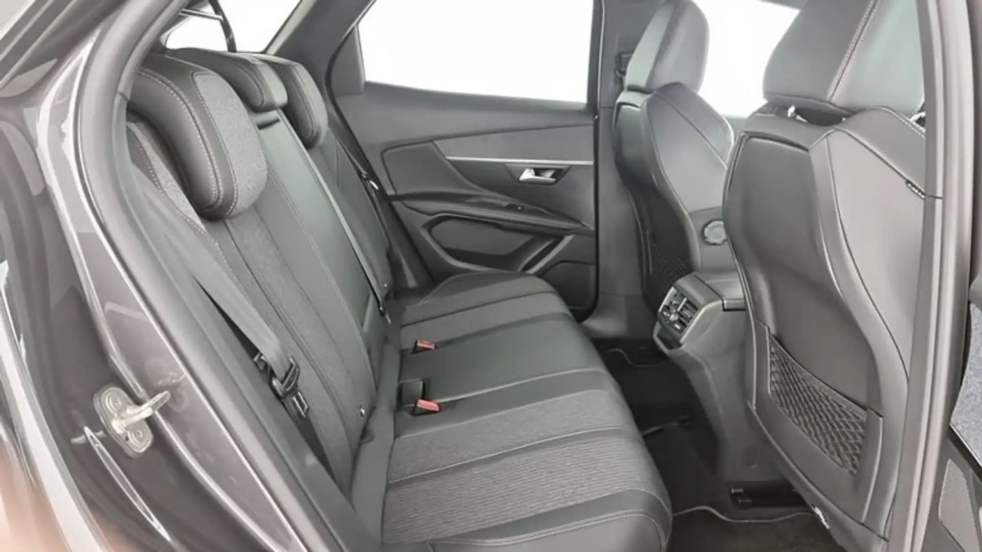 Peugeot 3008 BlueHDi 120 S&S GT Line N1 Autocarro Grigio - 2