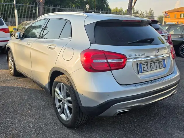 Mercedes-Benz GLA 220 GLA d (cdi) Sport 4matic 170cv auto